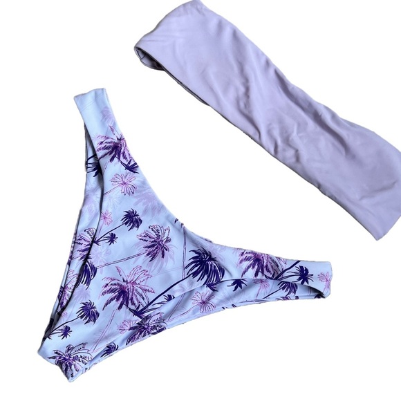 SHEIN LAVENDER PURPLE STRAPLESS TROPICAL HIGH CUT CHEEKY BIKINI SIZE SMALL - Picture 2 of 6